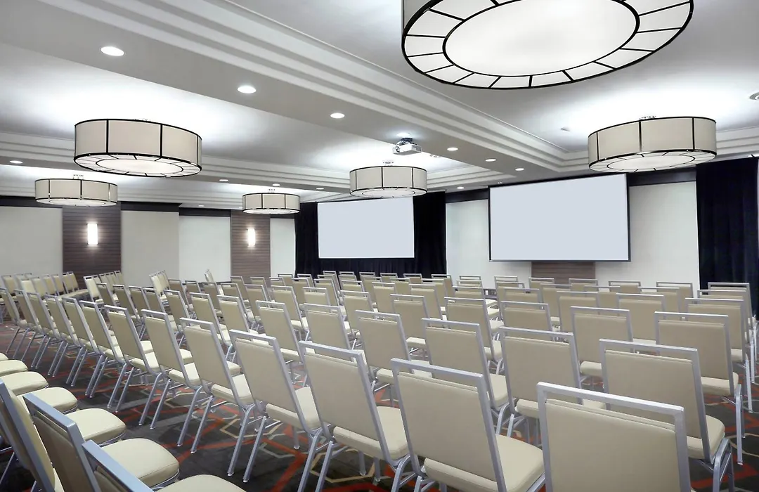 Wyndham Grand Fallsview Hotel-1